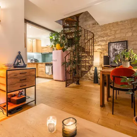 Duplex D'exception Et Atypique A Montmartre * Paříž