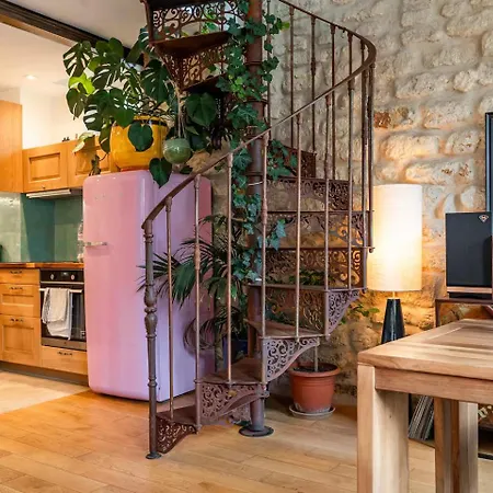 Apartman Duplex D'exception Et Atypique A Montmartre *